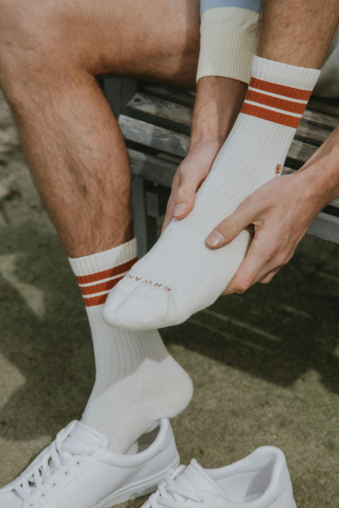 Douleurs aux pieds : pourquoi elles ruinent votre quotidien (et comment les soulager efficacement) - MyMiivo
